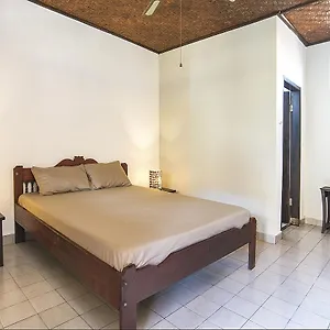 Puri Agung Homestay Hotel Kuta Lombok